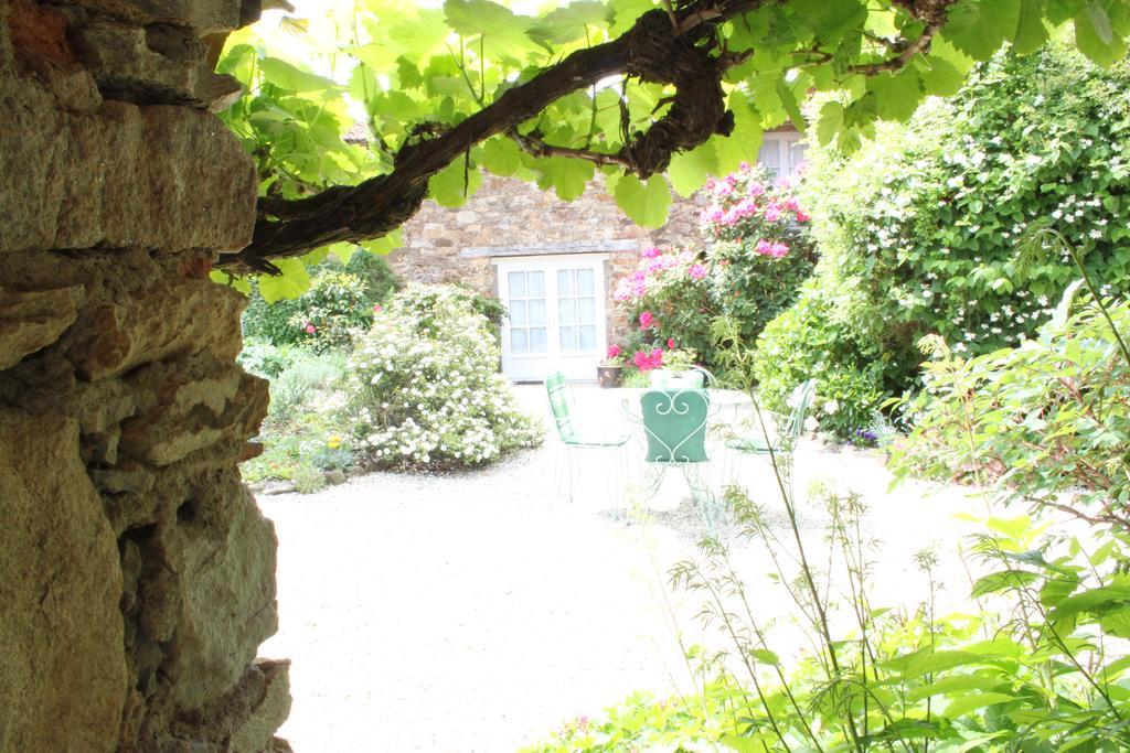 Bed and Breakfast Relais de la Rinière à Le Landreau Extérieur photo