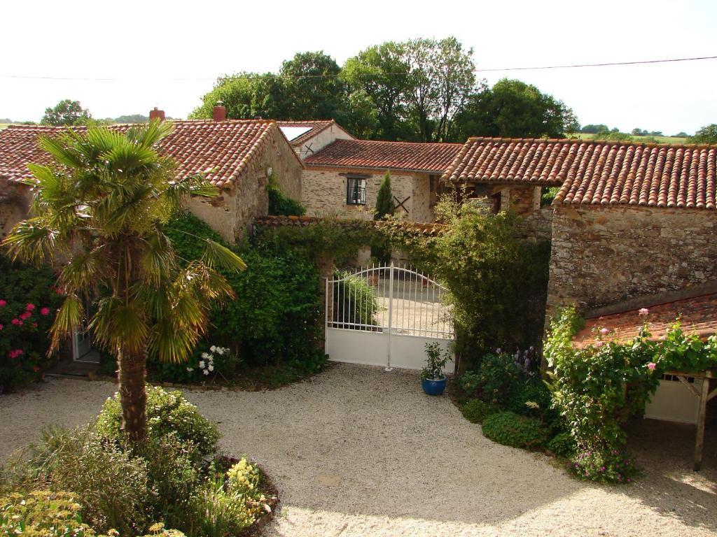 Bed and Breakfast Relais de la Rinière à Le Landreau Extérieur photo